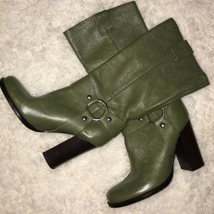 Vince Camuto Soft leather olive green boots 5.5